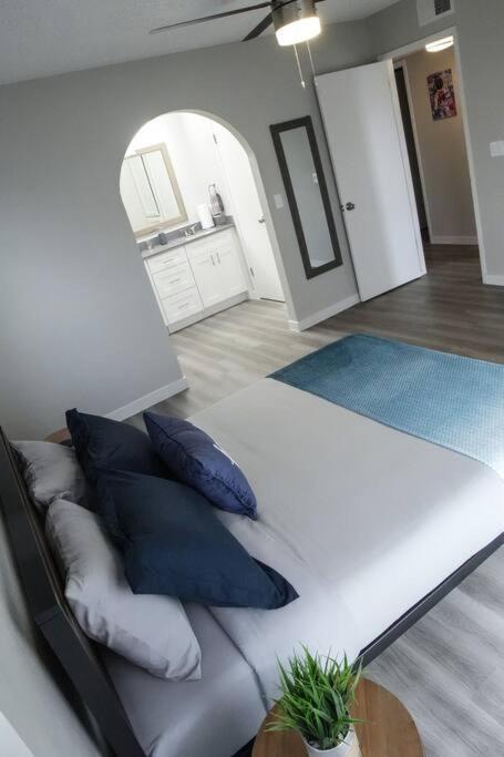 2 Bedroom Minutes From Las Vegas Strip And Airport Eksteriør bilde