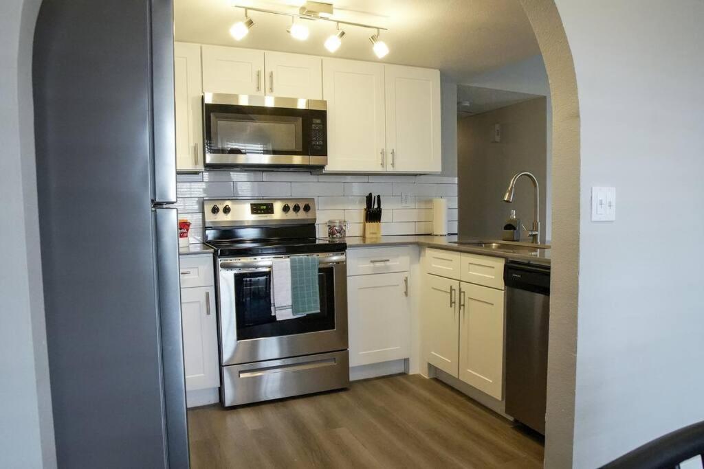 2 Bedroom Minutes From Las Vegas Strip And Airport Eksteriør bilde